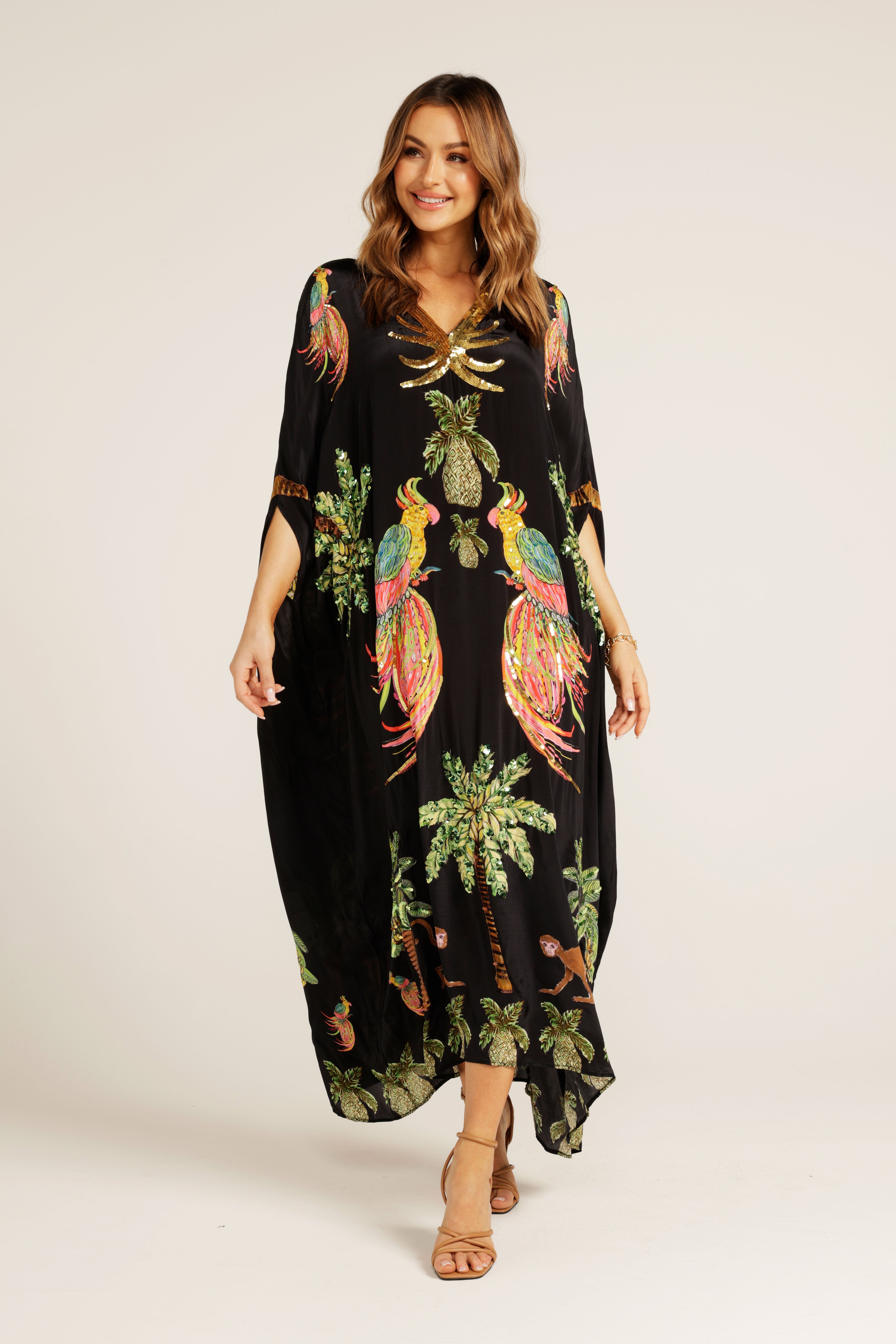 The Mairette Capelet Kaftan (Black)